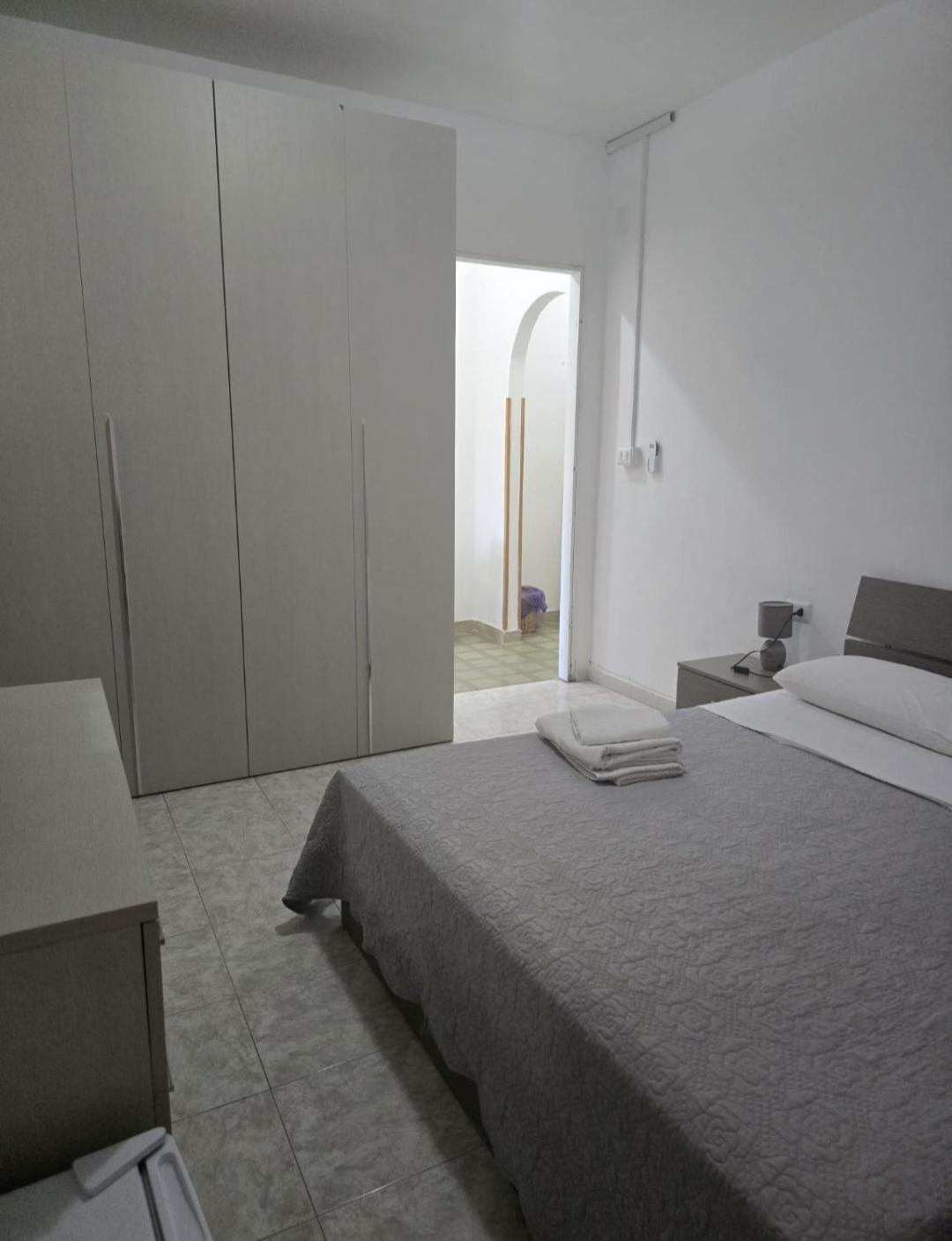 לה מדלנה Guest House Tra Rocce E Mare מראה חיצוני תמונה